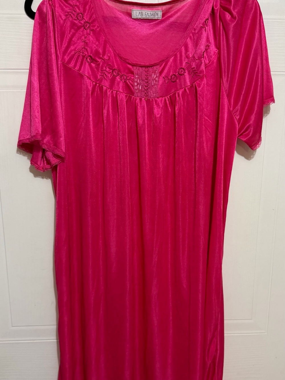 Lali Fashion Women's Fuchsia Satin Nightgown